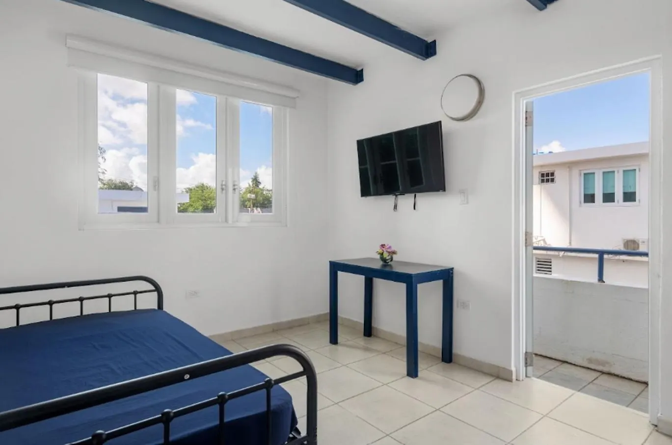 Modern Beach Retreat With Pool And Steps To Beach San Juan Porto Rico